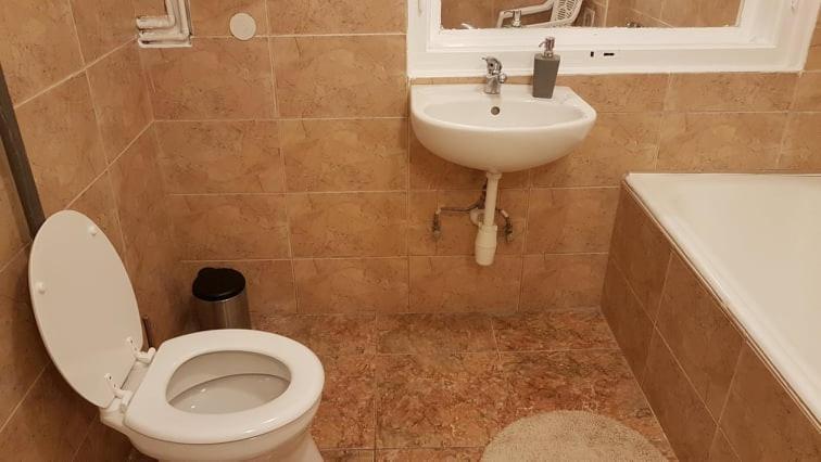 Naperkely Apartman Apartment Badacsonytomaj Exterior foto